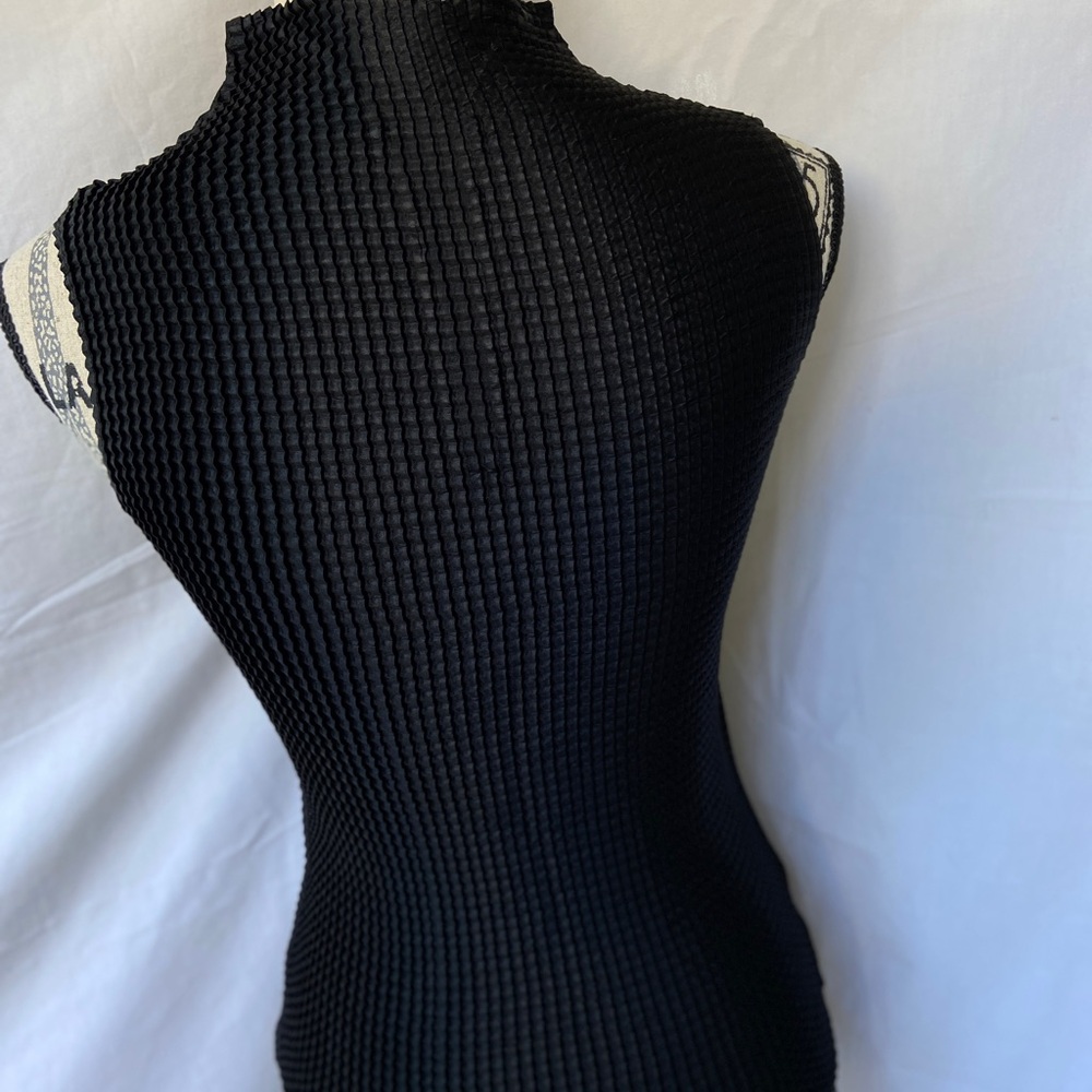 Black Patterned Blouse - image 7